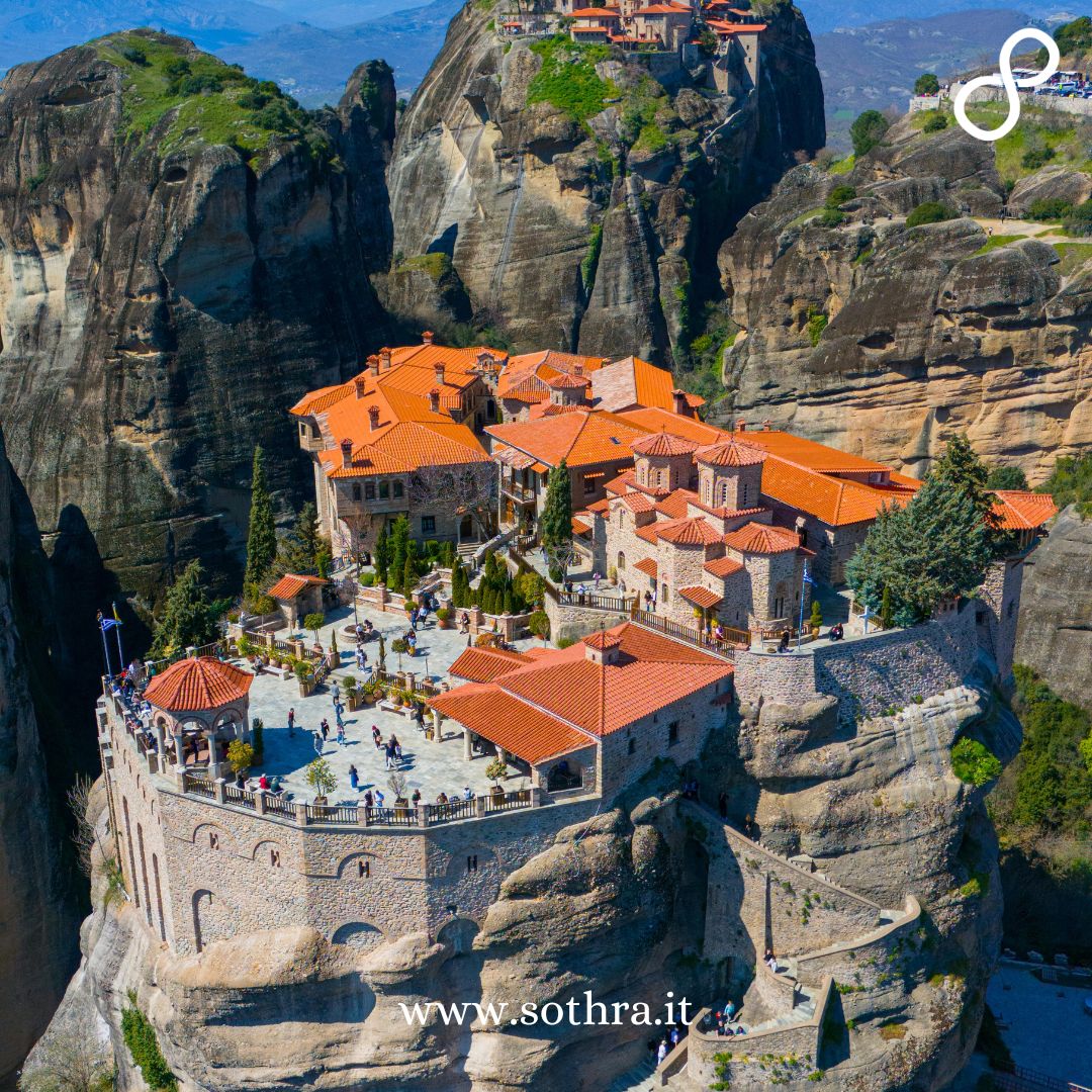 Tra spiritualità e storia: il fascino dei monasteri delle Meteore