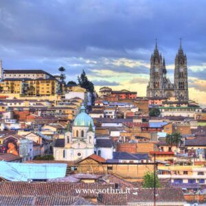 QUITO: LA CITTÀ TRA DUE MONDI  Guida completa per esplorare la capitale dell'Ecuador